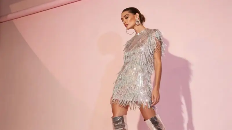 It is feature image on Concert Outfit Ideas.
